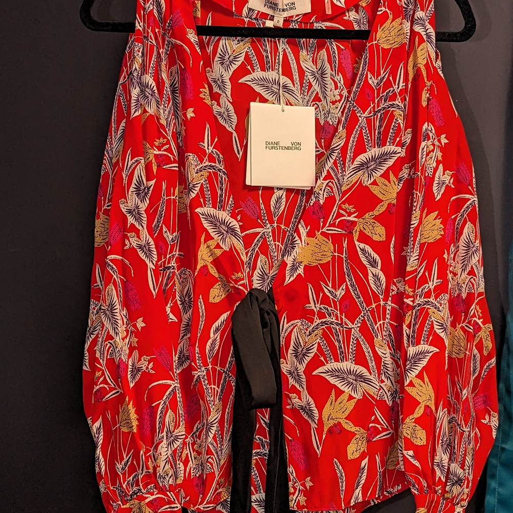 Diane von Furstenberg Red Floral Long Sleeve Top